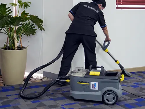 Limpieza de alfombra con métodos de inyección succión